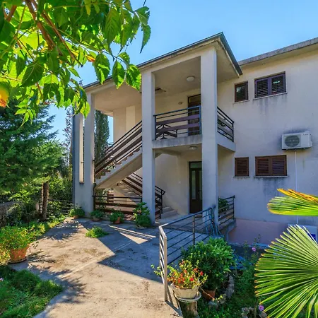 Tanja تْسْغيكفانِتْسا